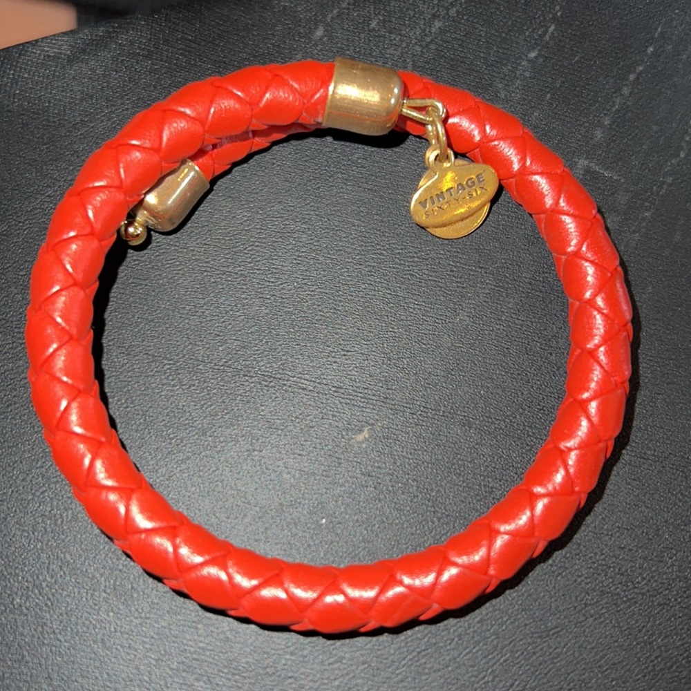 ❄️Alex and Ani Vintage 66‎ bracelet